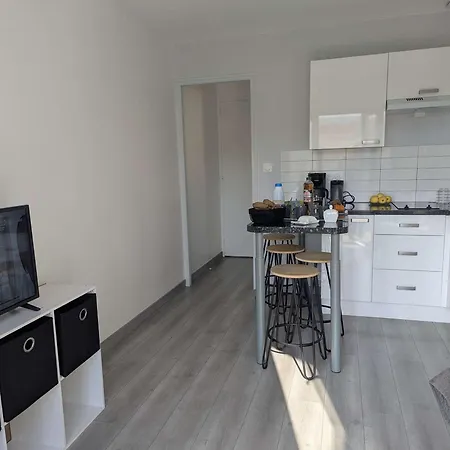 Renove, Climatisation - 2 Pers. - Fr-1-387-235 Apartment *